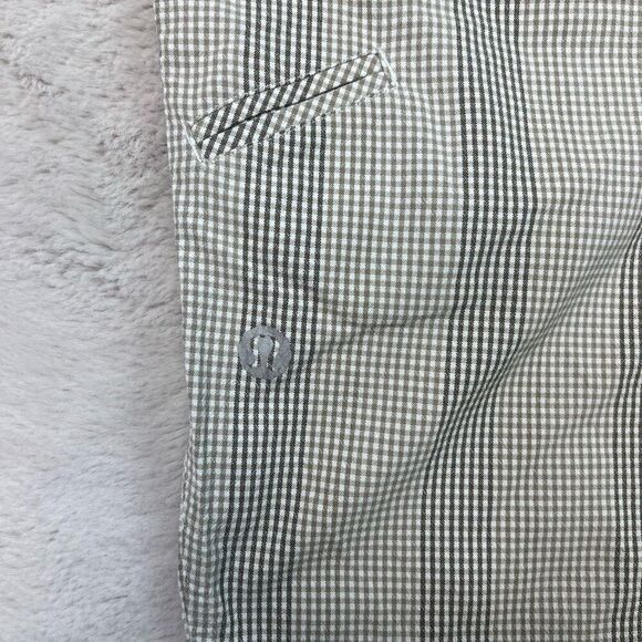 Lululemon Chino Shorts Mens Size 38 Checkered Beige Brown Vintage 9" Inseam - Picture 6 of 8